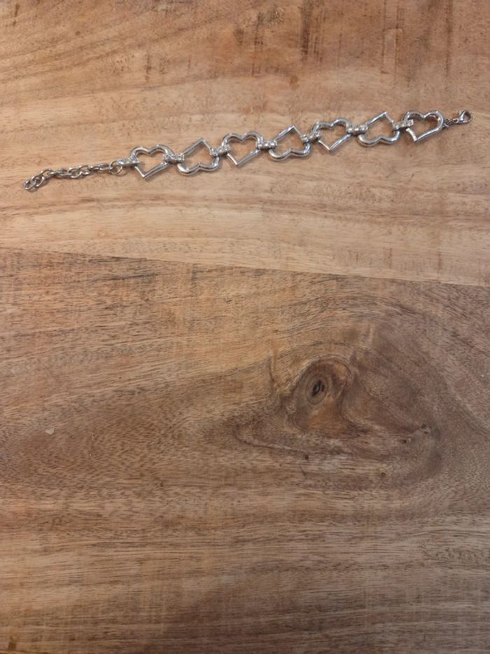 Bracelet cœurs entrelacés argenté avec strass