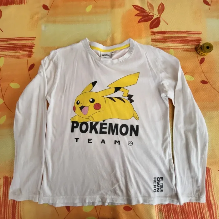 Tee-shirt manches longues Pokémon 11-12 ans