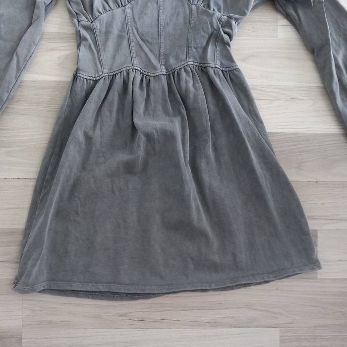 Robe grise à manches longues C&A taille S - photo numéro 4