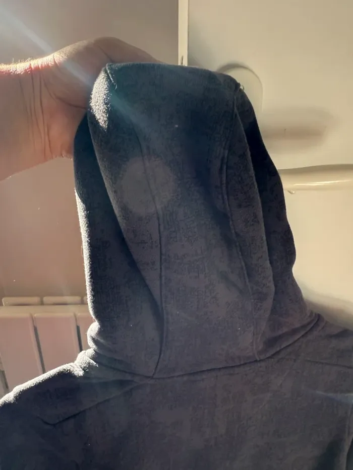 Gilet à capuche gris et rouge Adidas garçon 9/10 ans - photo numéro 14