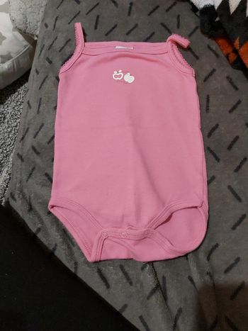 Body taille 74 cm 9 mois