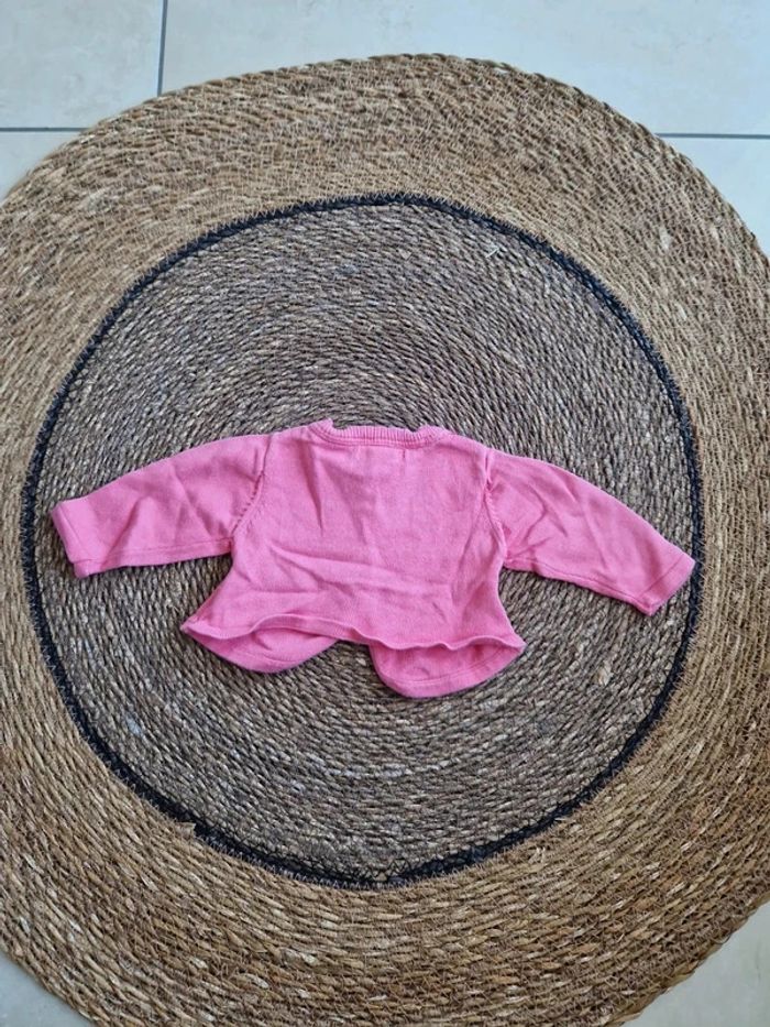 Joli boléro Obaïbi taille 1 mois - photo numéro 2