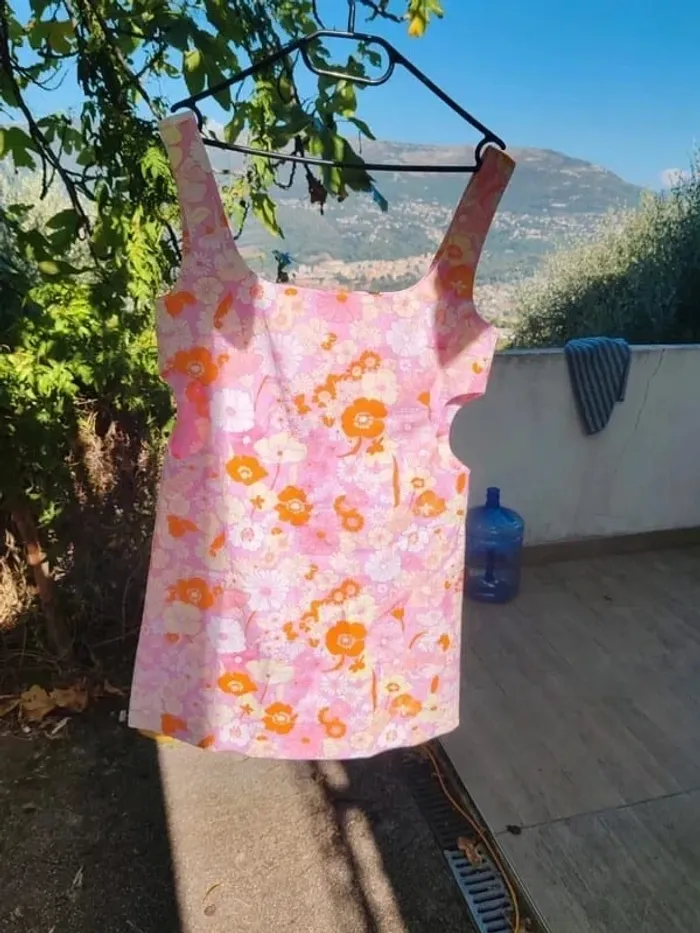 Robe Maje risella flower power taille 40 - photo numéro 3