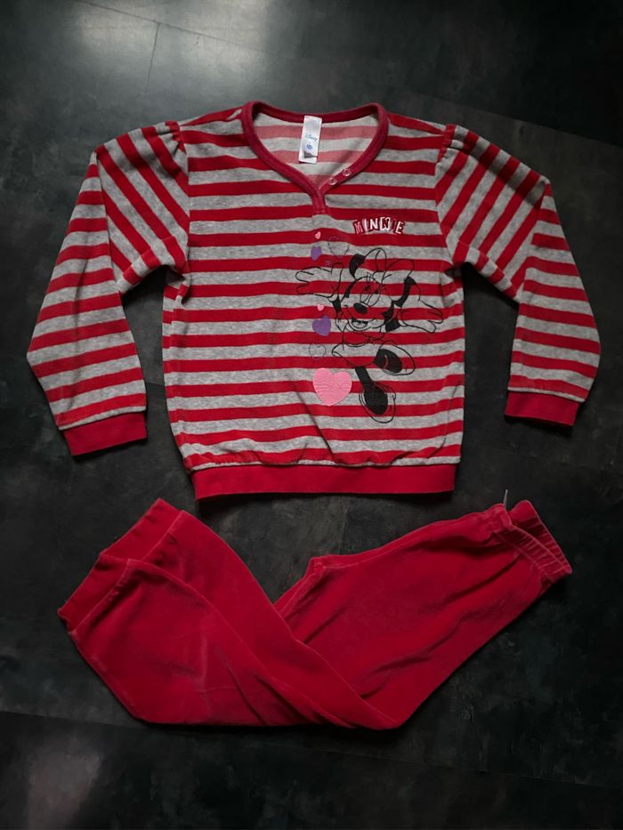 Pyjama velours Minnie 6/7 ans C&A