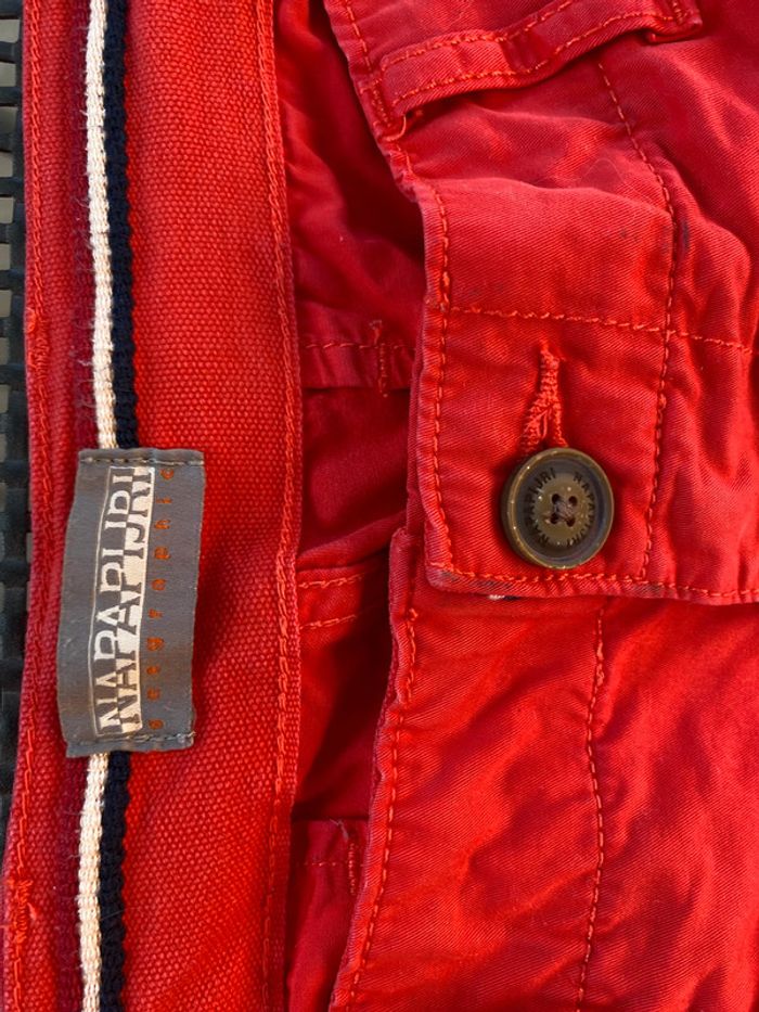 Superbe pantalon, Chino napapijri W. 33 et 34. - photo numéro 11