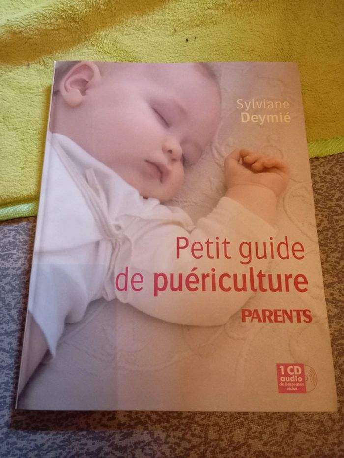 Livre Petit guide de puericulture