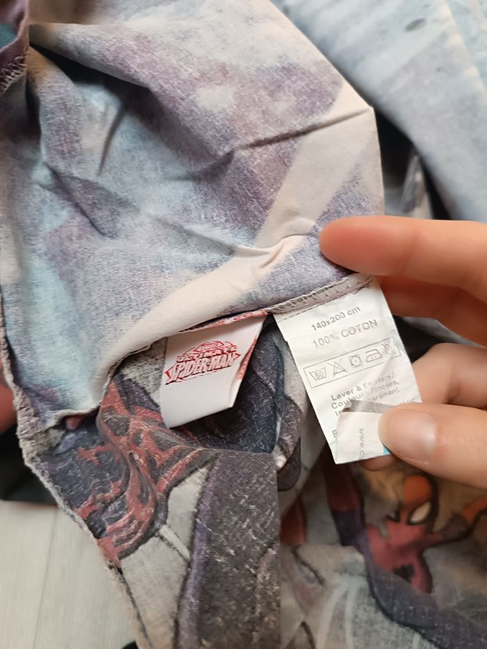 Parure de lit une personne/place spiderman - photo numéro 2