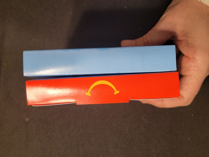 Lot deux mini jeux les mini mondes poster sticker mcdo - photo numéro 6