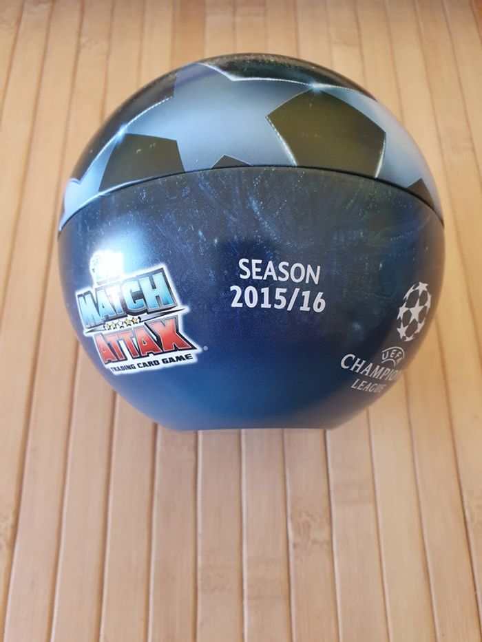 Boîte métal Topps "UEFA CL 2015/2016" Forme boule - photo numéro 4