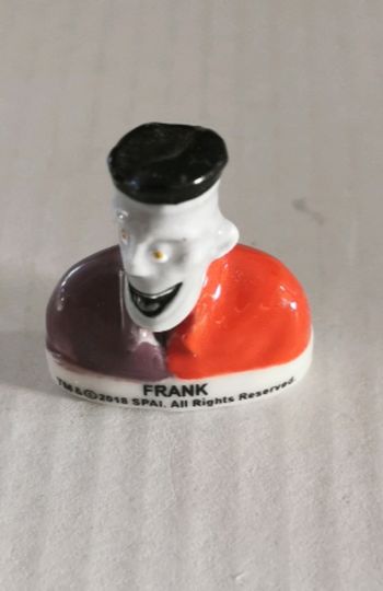 Fève, série Hôtel Transylvania 2018 : Frank