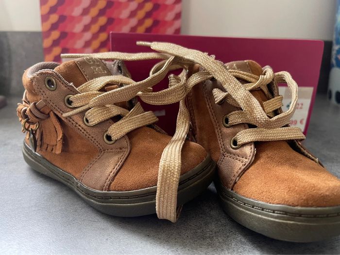 Chaussure fille (22)