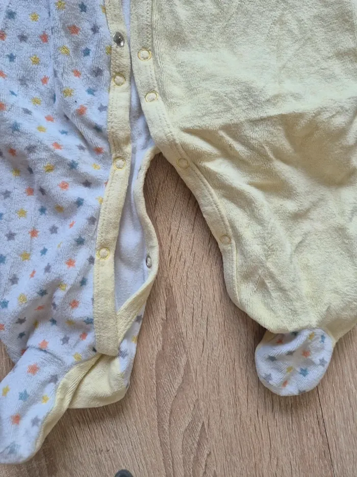 Pyjama bébé 12 mois - photo numéro 5