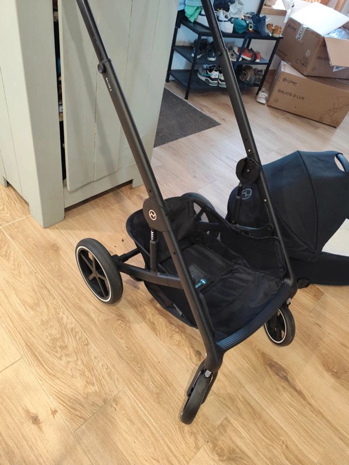Trio poussette Cosi nacelle base isofix Cybex - photo numéro 7