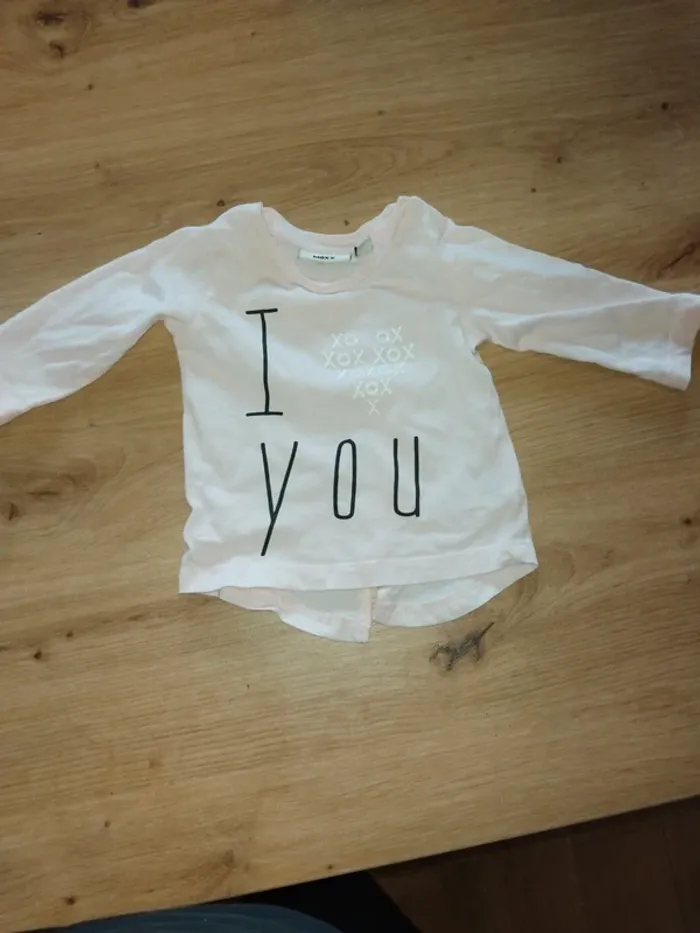 Lots 2 T-shirt a manche longue fille taille 1 mois - photo numéro 4