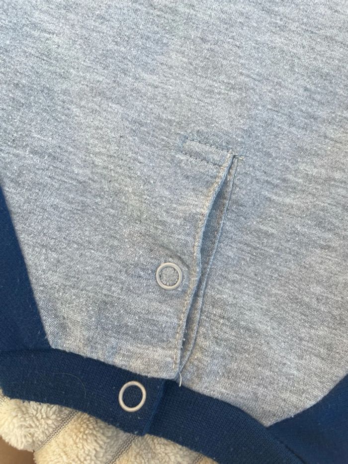Pull bébé 6 mois – Mickey Mouse - photo numéro 5