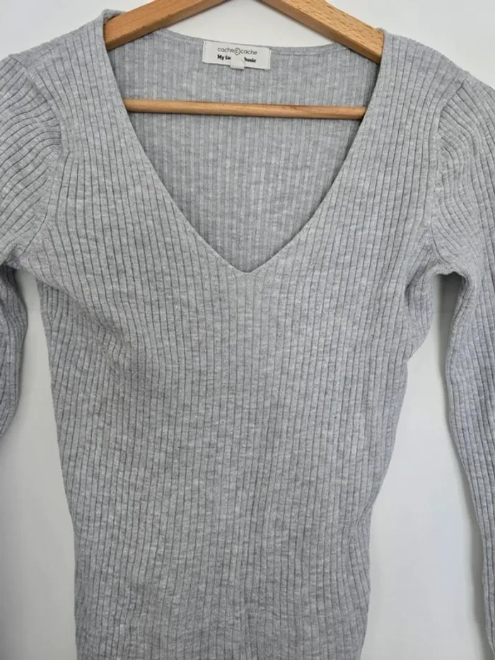 Pull col V gris - photo numéro 2
