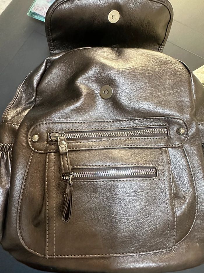 Sac à dos neuf - photo numéro 6