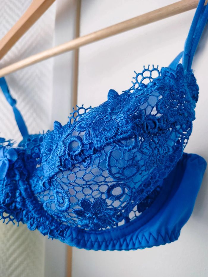 Soutien-gorge dentelle bleue Envog - photo numéro 2