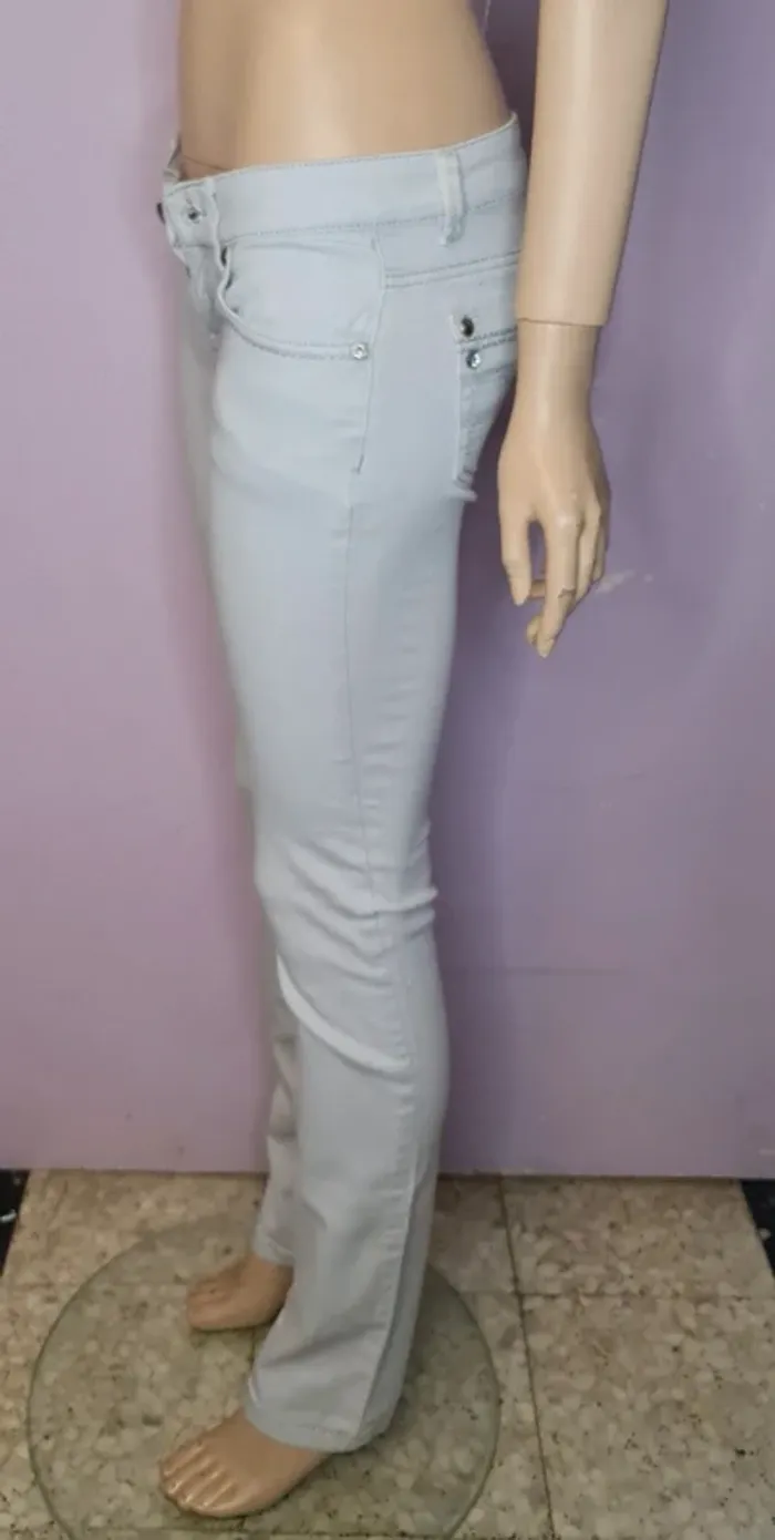 Jean femme - photo numéro 2