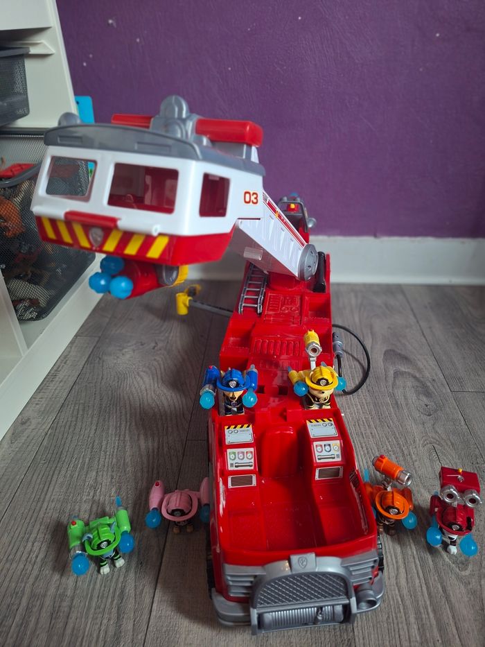 Camion de pompiers Marcus - photo numéro 4