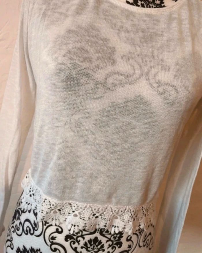 Très beau top court blanc cassé 🥰 taille 34 H&M - photo numéro 2