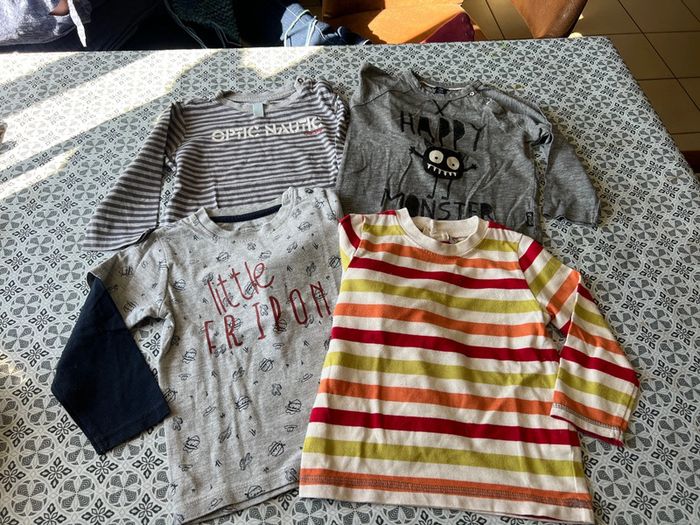 Lot de 4 tshirts manches longues