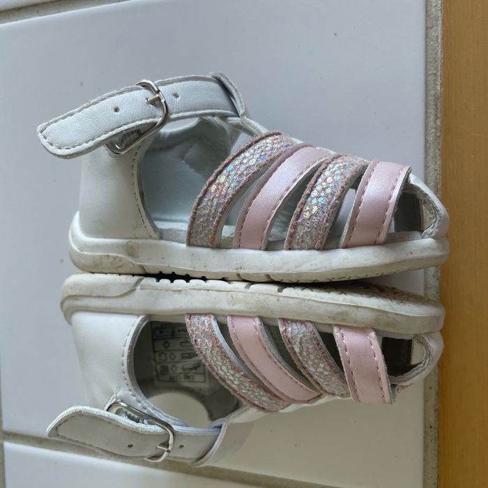 Sandalettes blanches et roses - photo numéro 3