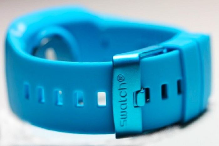 Montre SWATCH Numérique "Touch Blue" - photo numéro 6