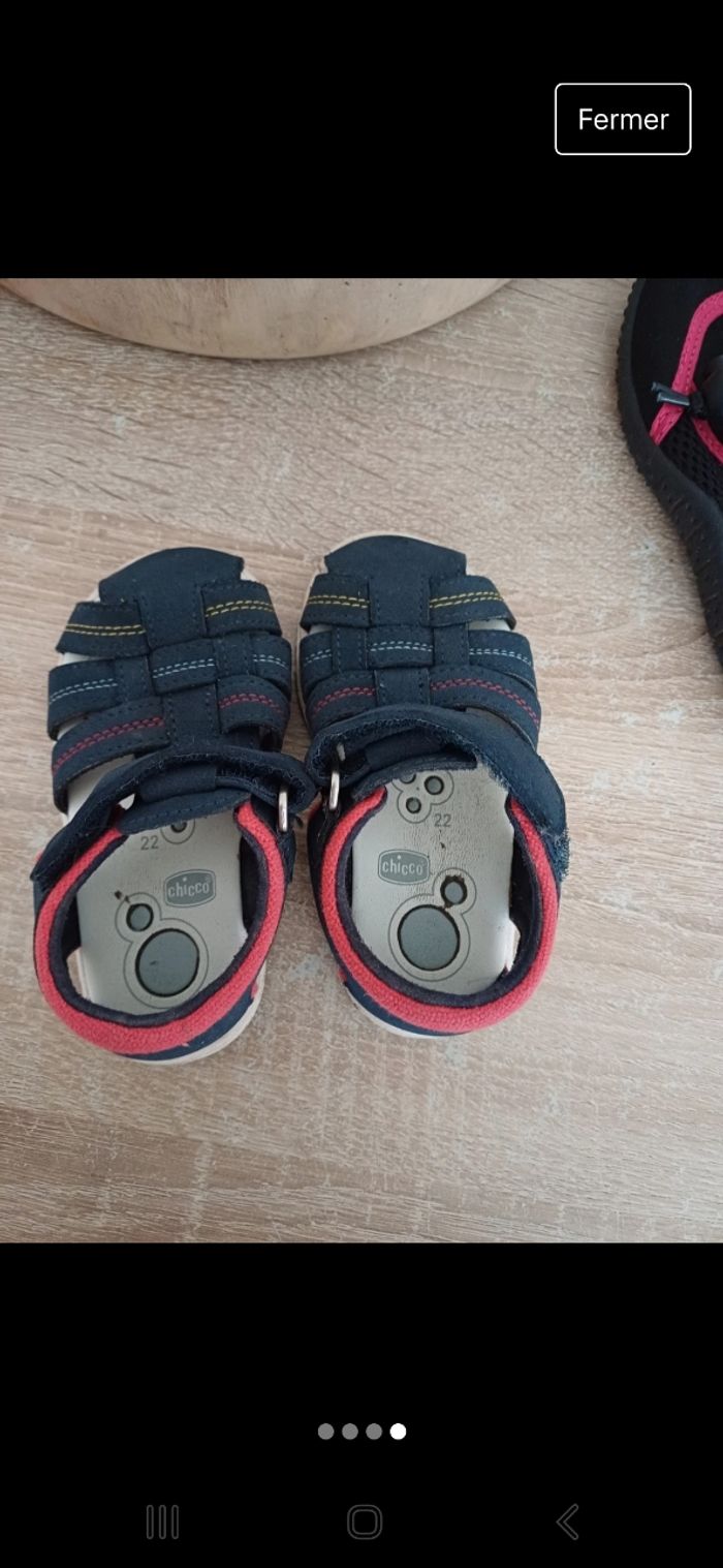 Plusieurs chaussure - photo numéro 2