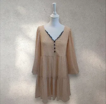 Robe fluide en mousseline imprimée à pois Zara taille S neuve avec étiquette