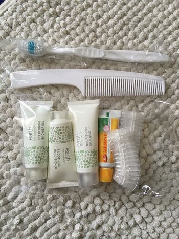Lot de petits éléments pour la douche