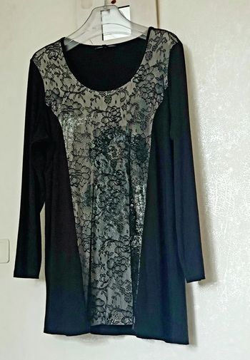 Tunique noir dentelle 50