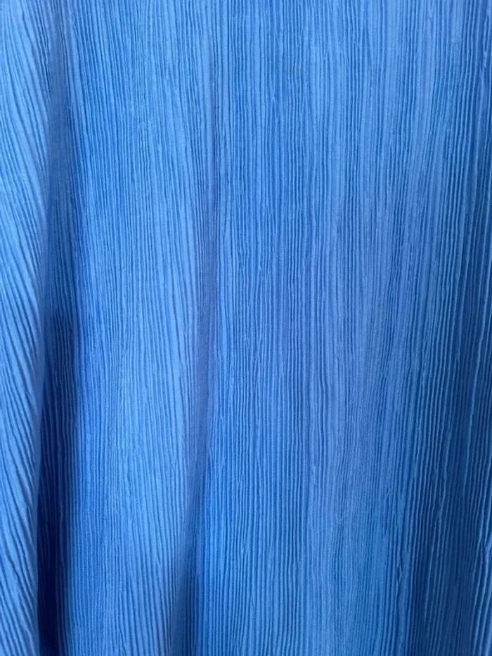 Haut bleu - photo numéro 2