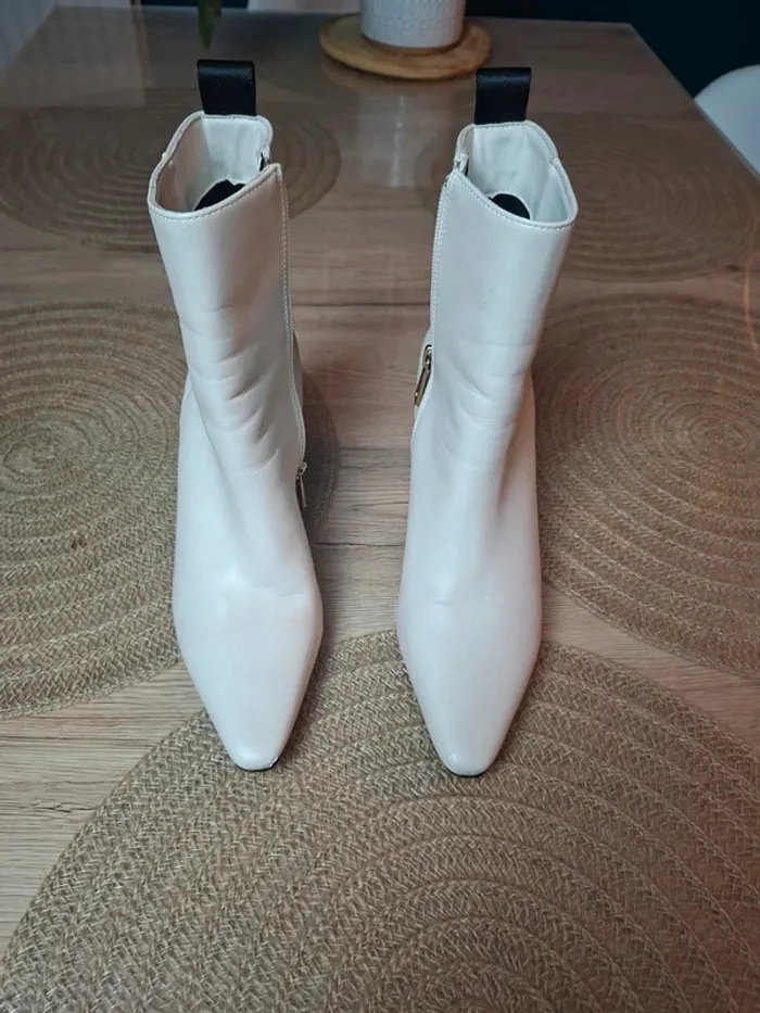 Bottines Gaudì blanches cuir – talon bordeaux – T.37 - photo numéro 8