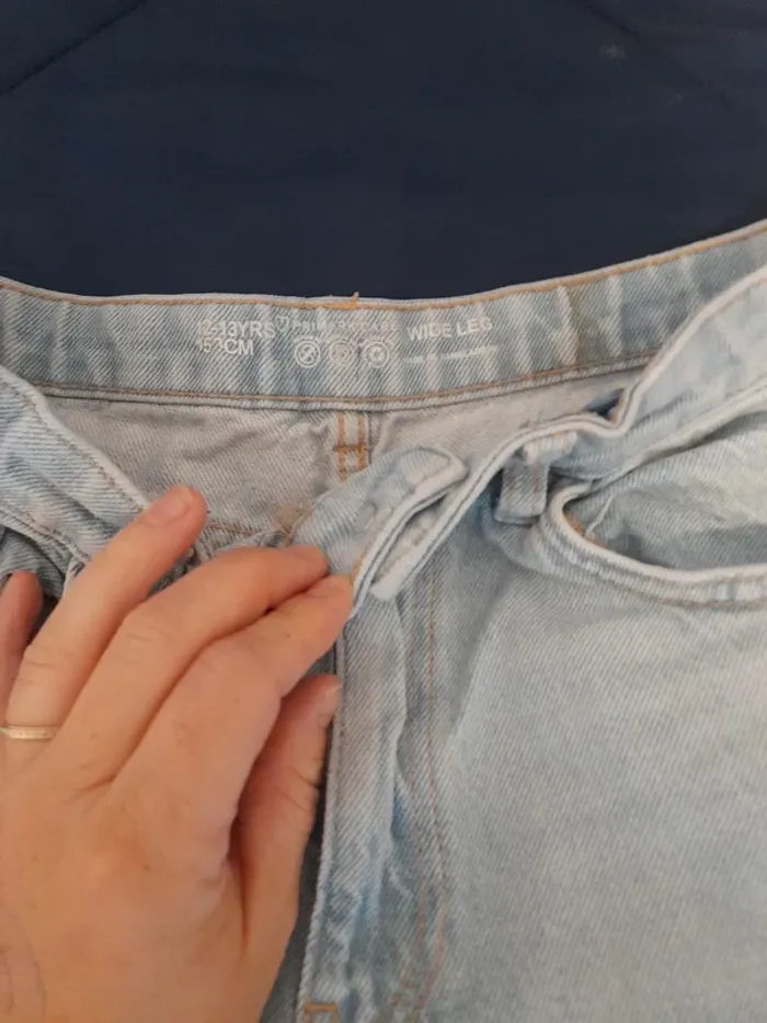 Jeans taille 12 ans - photo numéro 3