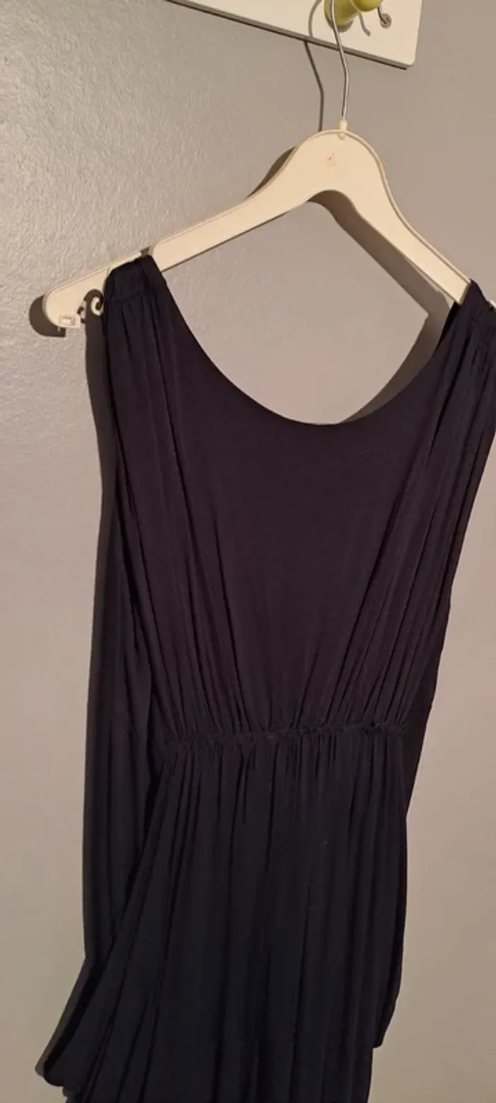 Robe noire manches courtes - Marque Kiabi Woman - Taille 42 - Très bon état. - photo numéro 14