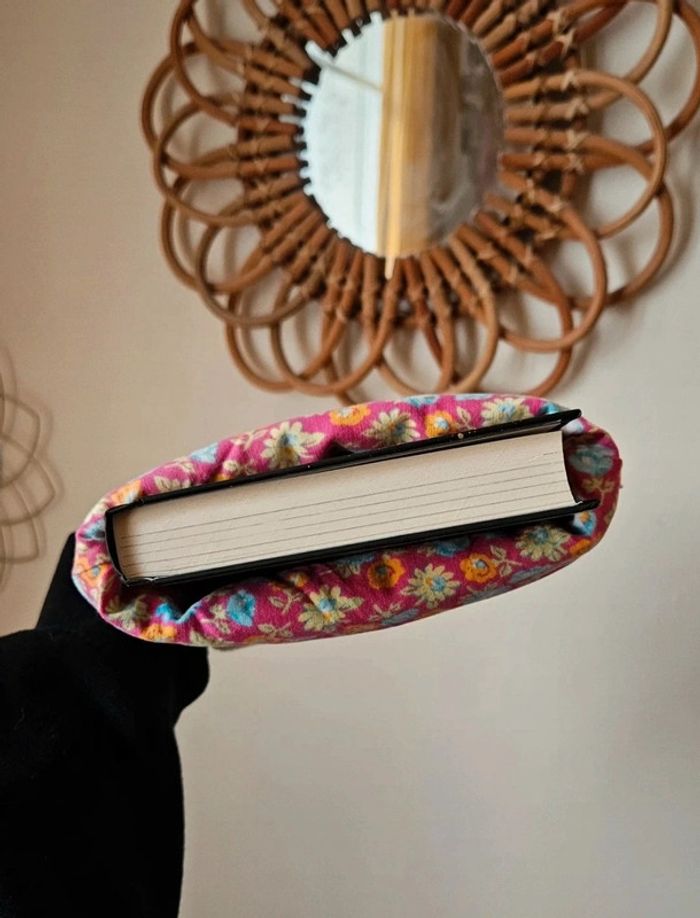 Pochette de livre velours côtelé - photo numéro 4