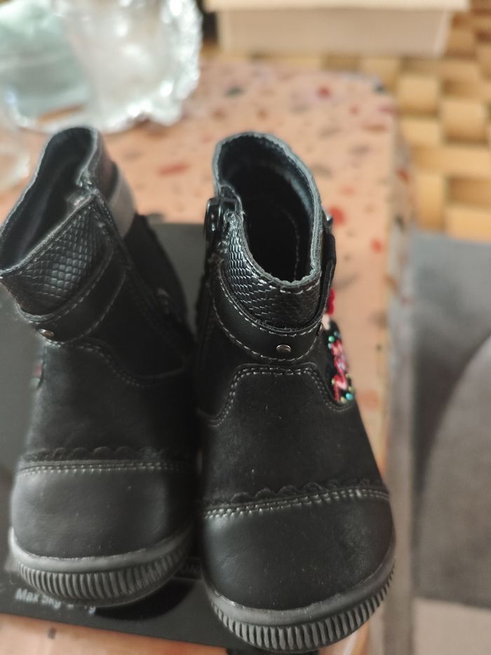Bottines pointure 20 - photo numéro 2