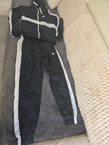 Ensemble jogging nike taille xs