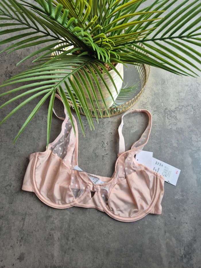 Soutien gorge - photo numéro 3
