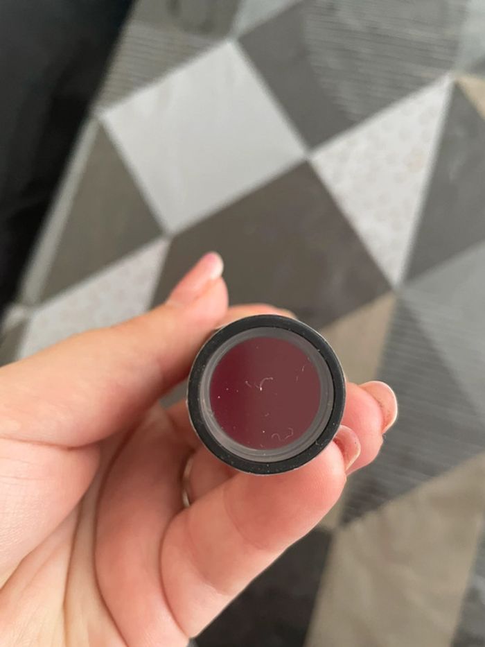 Rouge à lèvre - photo numéro 2