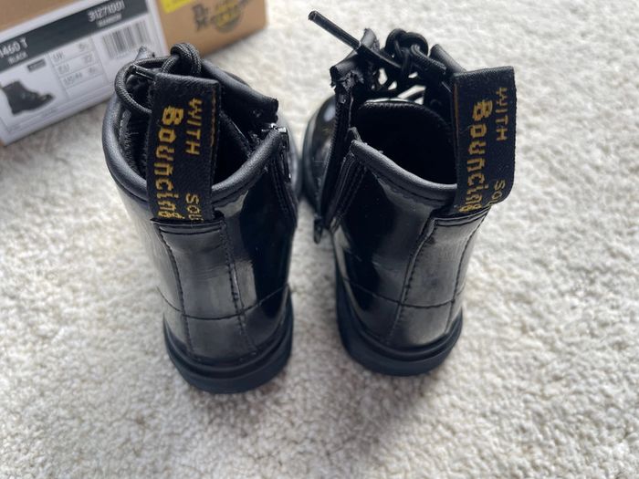 Bottines noir brillant Dr. Martens 🌻 - photo numéro 3