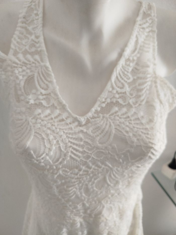 #kytie38femme. Robe en dentelle taille 38/40 - photo numéro 3