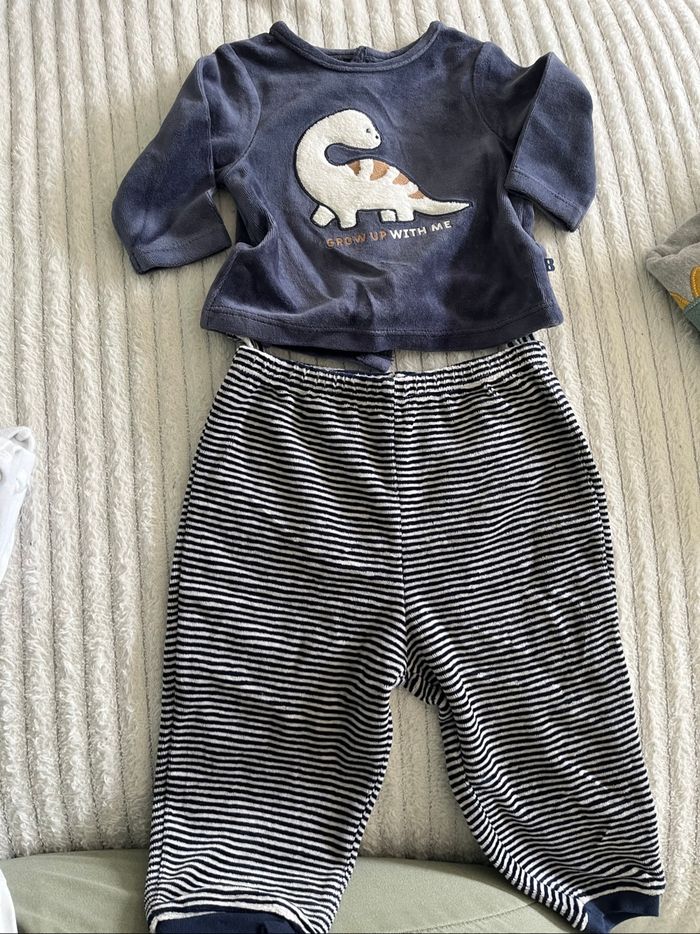 Lot vêtements 3mois - photo numéro 2