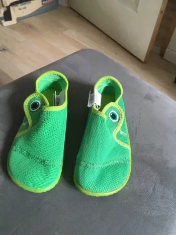 Chaussures piscines eau