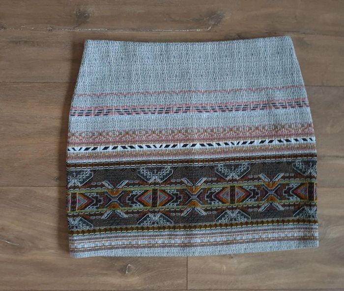 Jupe droite courte, taille 36, Etam - photo numéro 3