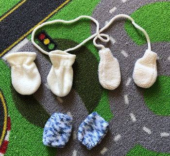 Lot de trois paires de moufles