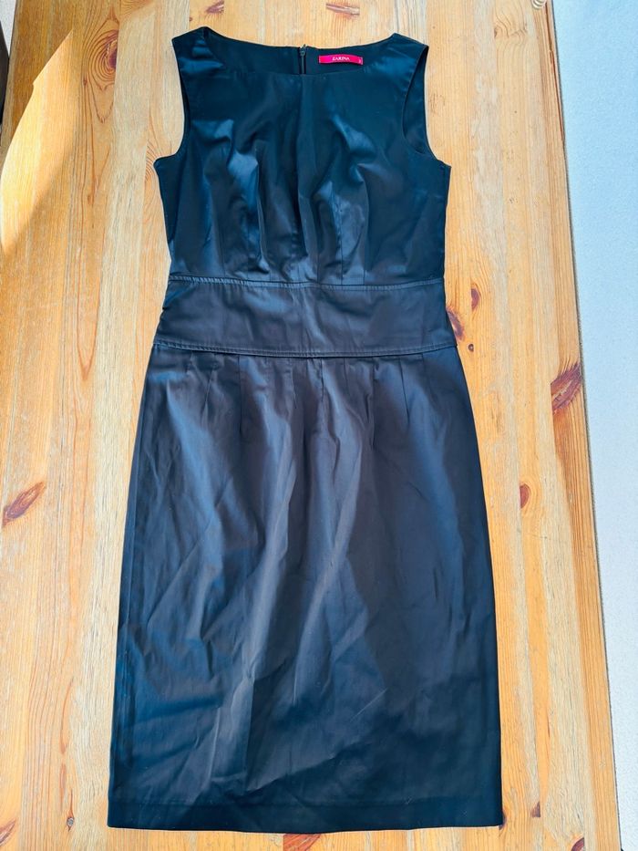 Robe mi-longue noir - photo numéro 5