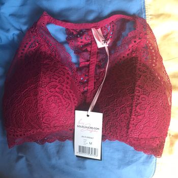 Soutien gorge neuf avec étiquette bordeaux taille M
