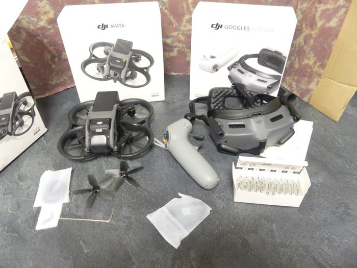 Drone DJI model Avata Explorer Combo (Occasion) - photo numéro 2